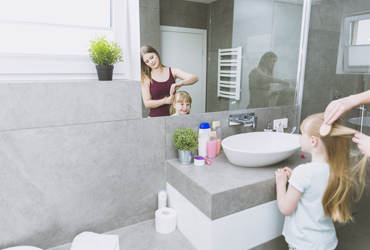 How to Make Small Bathrooms Feel Larger