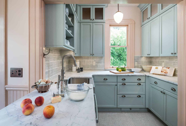 How to Maximize Storage with Custom Kitchen Cabinets